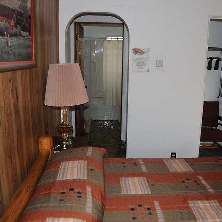Rainbow Motel Термополис Номер фото