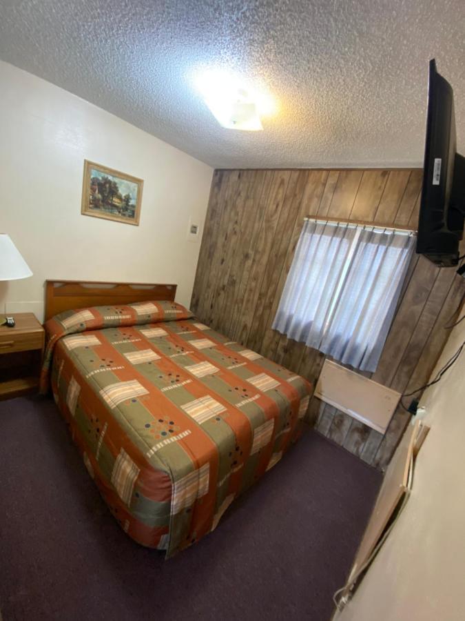 Rainbow Motel Термополис Экстерьер фото