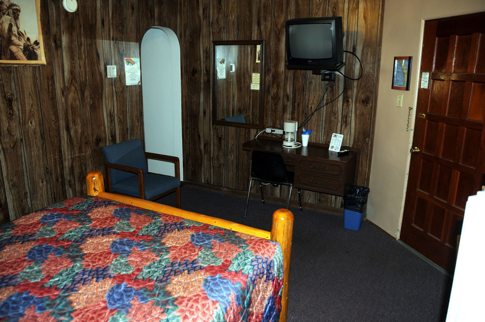 Rainbow Motel Термополис Экстерьер фото
