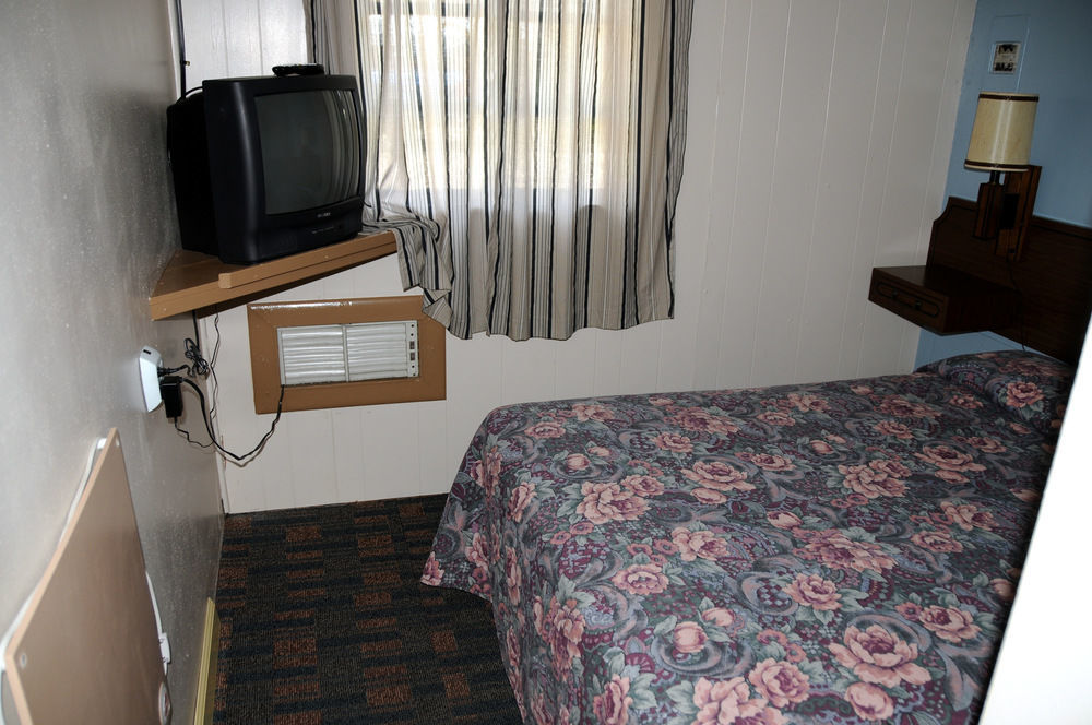 Rainbow Motel Термополис Экстерьер фото